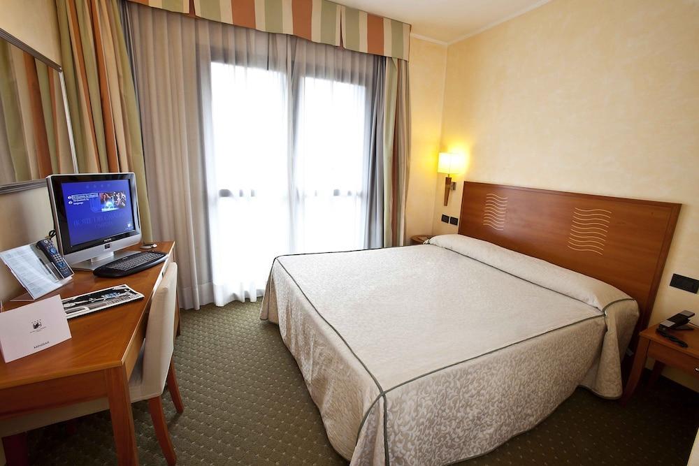 Hotel Dei Cavalieri - La Reggia 4*